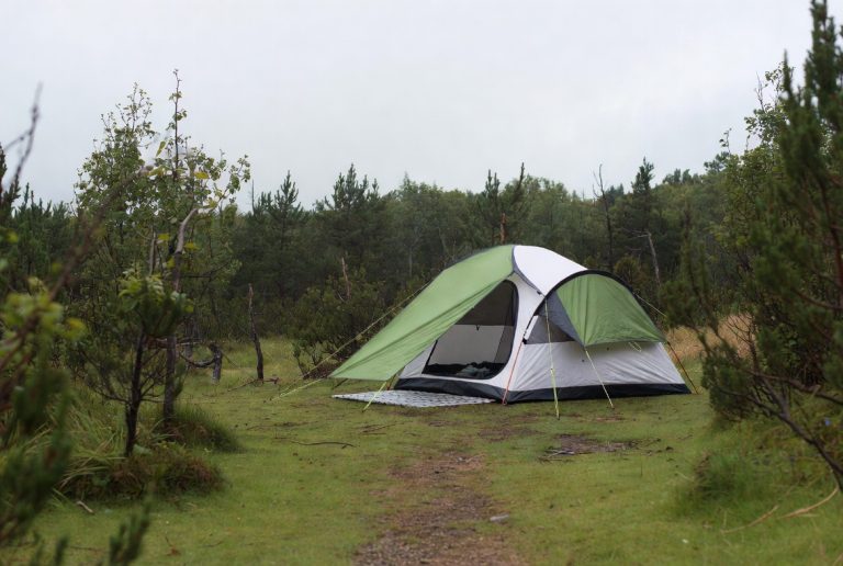 Pop Up Camper vs Tent