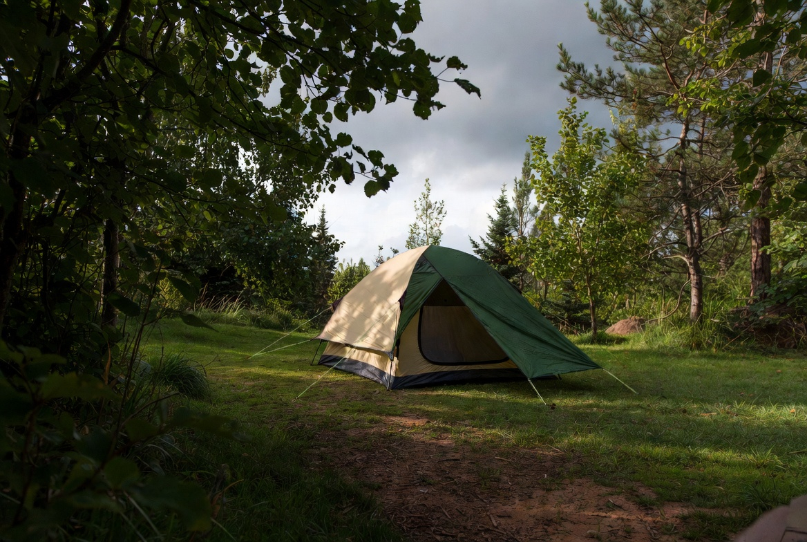 Pop Up Camper vs Tent Camping