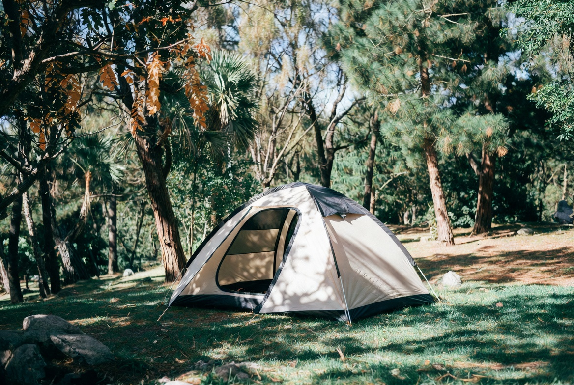 Pop Up vs Tent